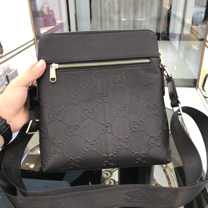 2020SS新作 Gucci グッチ メンズ ショルダーバックスーパーコピー
