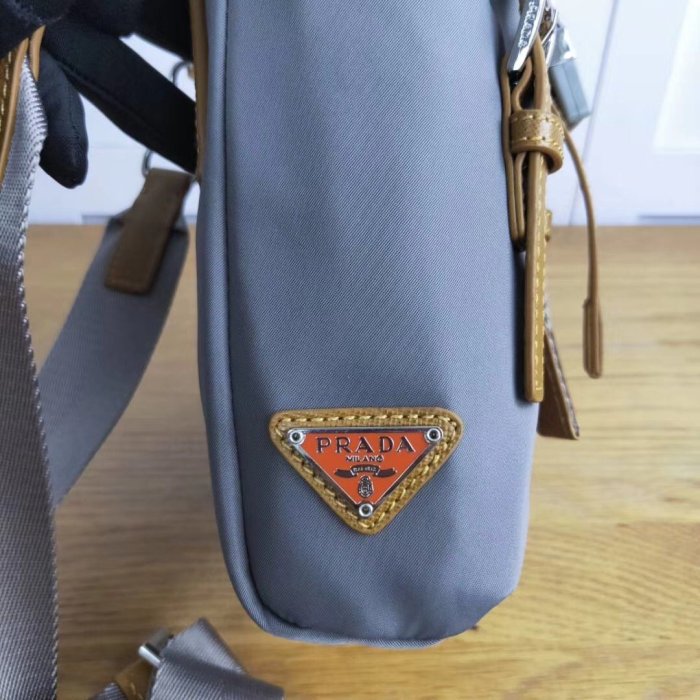 2021SS新作 メンズ Prada プラダショルダーバッグスーパーコピー