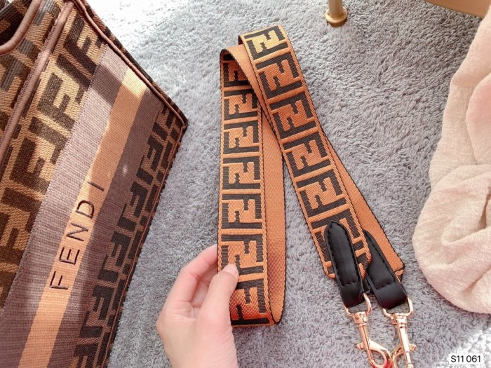 2020SS新作 FENDI フェンディ レディース ハンドバックスーパーコピー