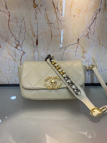 2020SS新作 シャネル Chanel ショルダーバック スーパーコピー