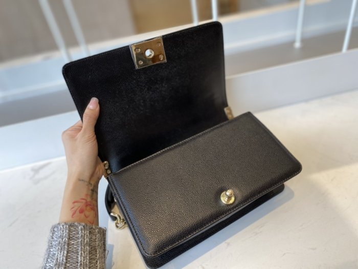 2021SS新作 シャネル Chanel ショルダーバック スーパーコピー