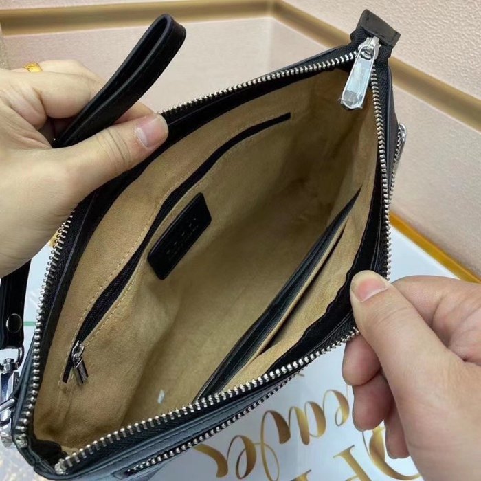 2020SS新作 Gucci グッチ メンズ ハンドバックスーパーコピー