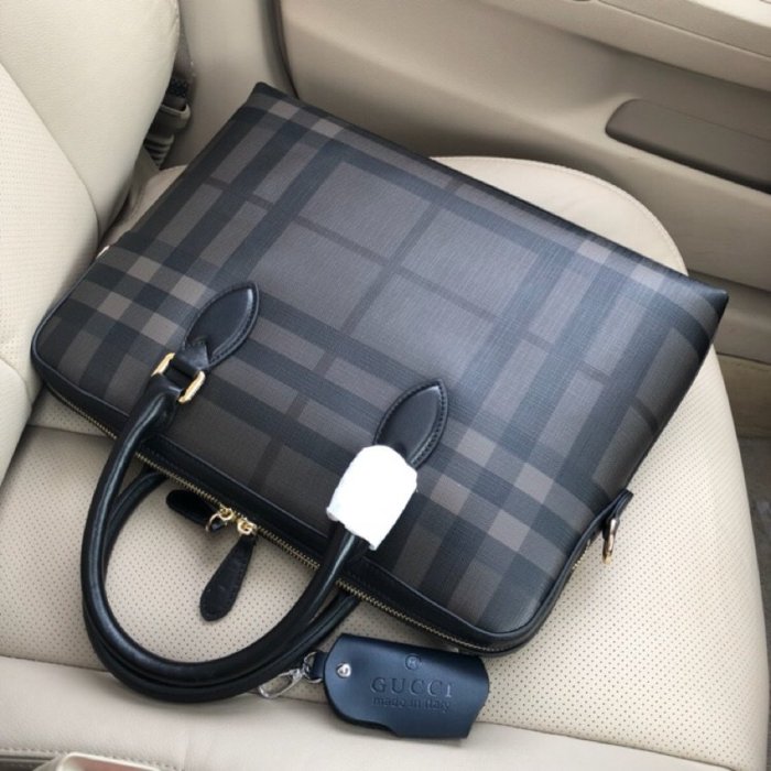 2020SS新作 Burberry バーバリー メンズ ハンドバックスーパーコピー