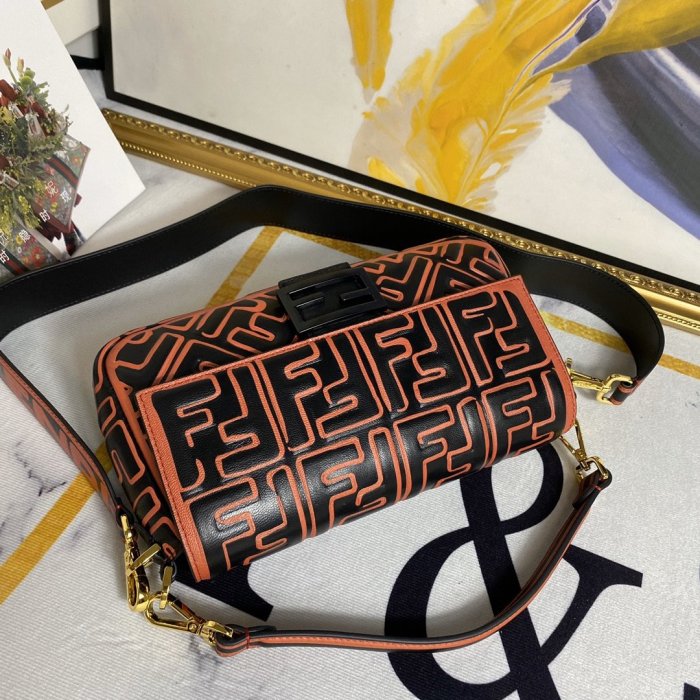 2020SS新作 FENDI フェンディ レディース ショルダーバック スーパーコピー