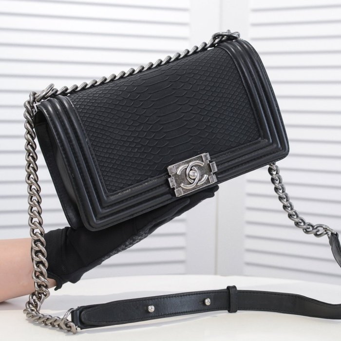 2021SS新作 シャネル Chanel ショルダーバック スーパーコピー
