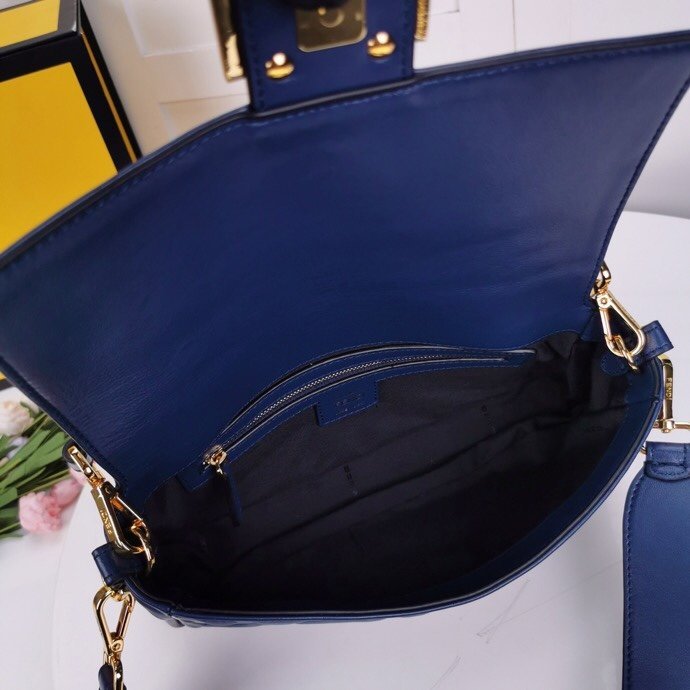 2020SS新作 FENDI フェンディ レディース ショルダーバック スーパーコピー