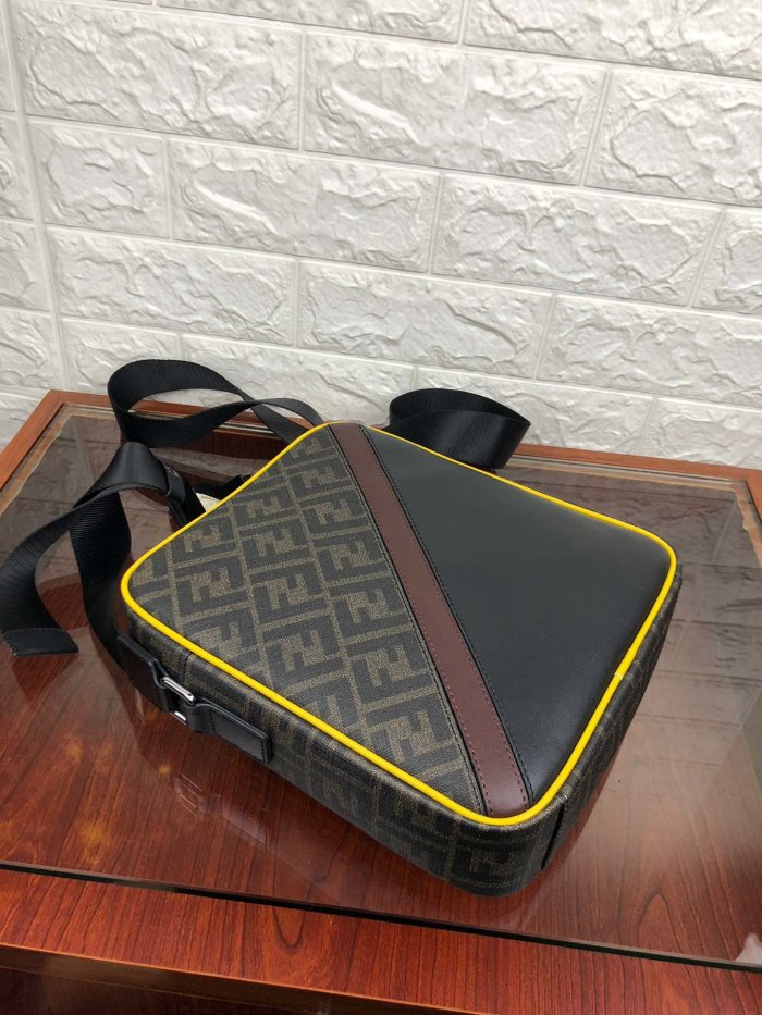 2020SS新作 FENDI フェンディ ショルダーバック スーパーコピー