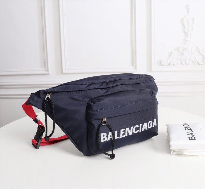 202103SS新作 Balenciaga バレンシアガ メンズ ショルダーバックスーパーコピー