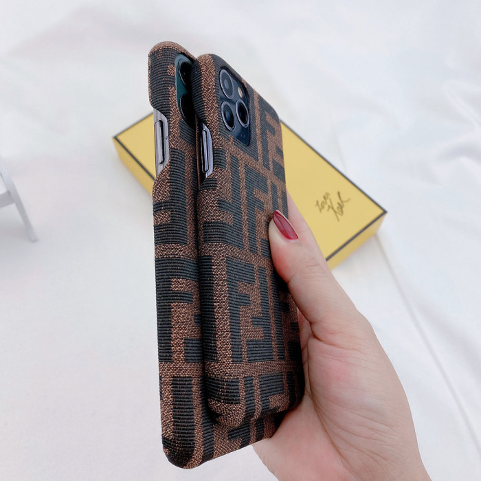 フェンディ/Fendi iPhoneケースコピー最新全機種 4色