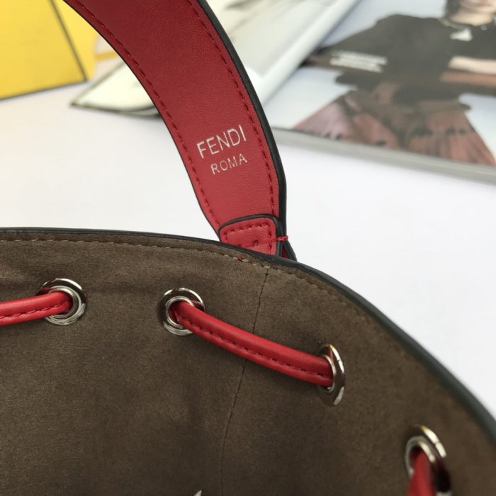 2020SS新作 FENDI フェンディ レディース ショルダーバック スーパーコピー