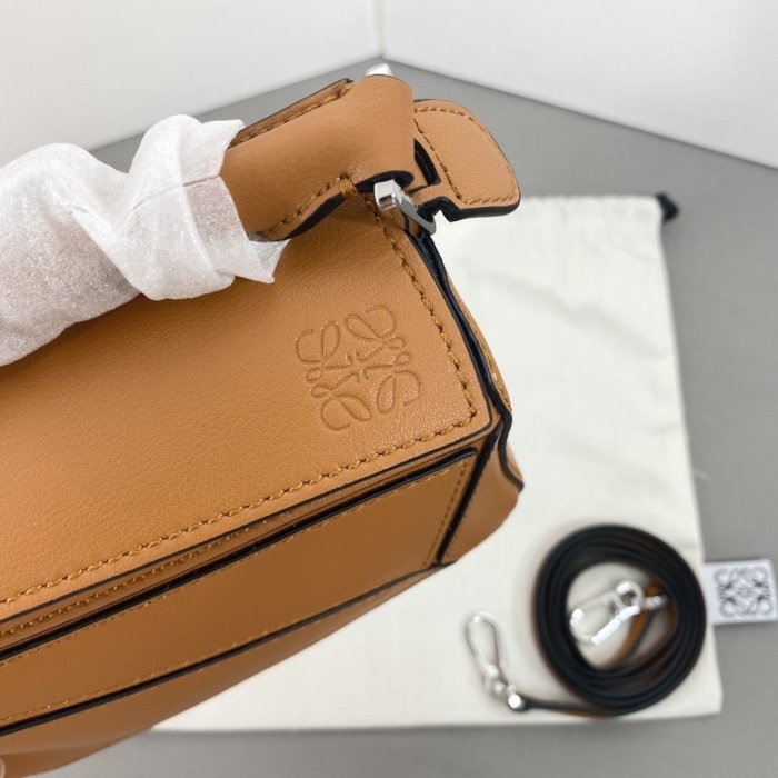 202106SS新作 LOEWE ロエベ レディース ショルダーバッグスーパーコピー