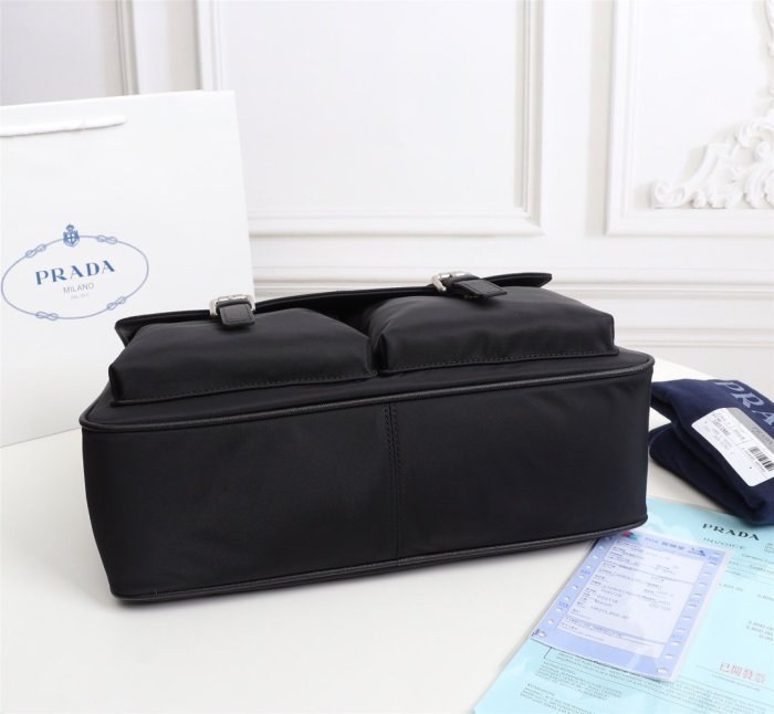202105SS新作 Prada プラダ メンズ ショルダーバックスーパーコピー