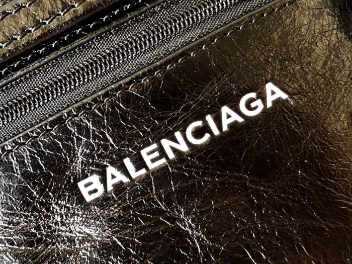 2021SS新作 Balenciaga バレンシアガ レディース ショルダーバックスーパーコピー
