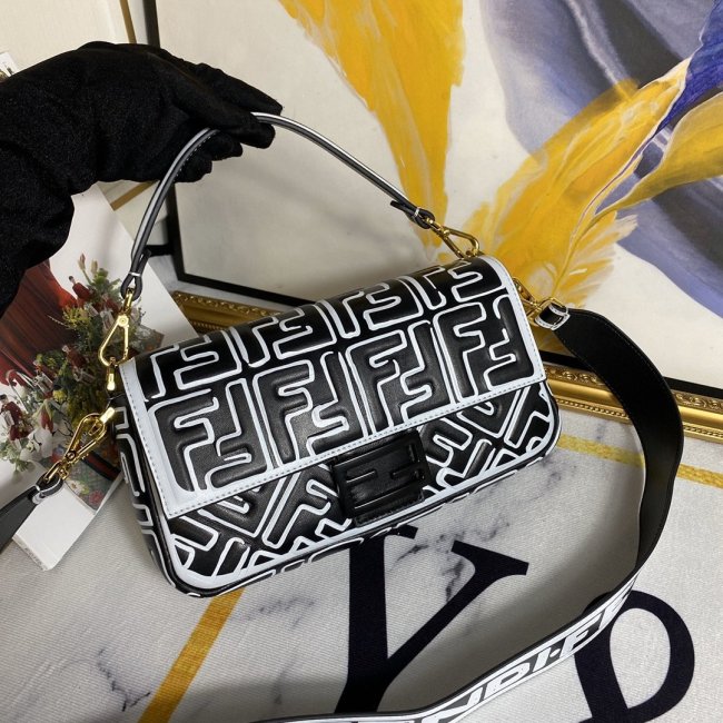 2020SS新作 FENDI フェンディ レディース ショルダーバック スーパーコピー