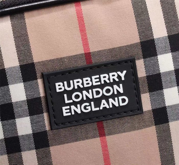 2020SS新作 Burberry バーバリー メンズ ショルダーバック スーパーコピー