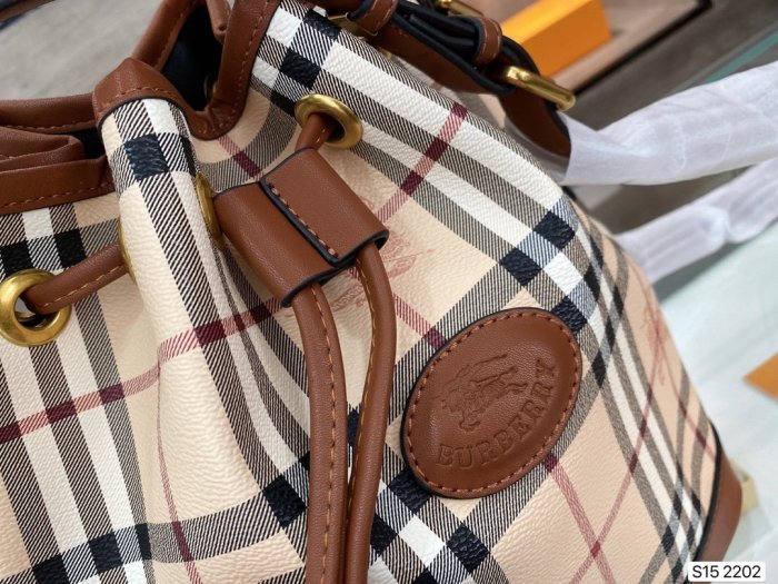 202103SS新作Burberryバーバリー レディース ショルダーバック スーパーコピー