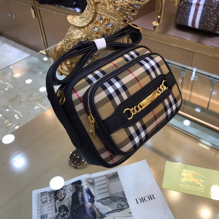 2020SS新作 Burberry バーバリー メンズ ショルダーバック スーパーコピー