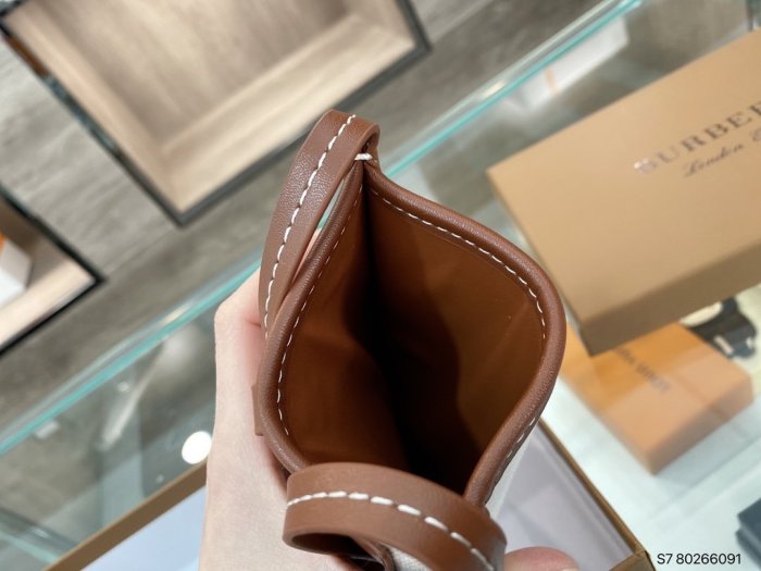 202103SS新作Burberryバーバリー レディース ショルダーバック スーパーコピー