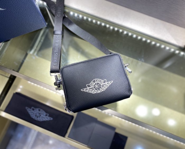 202103SS新作 Dior ディオール メンズ ハンドバックスーパーコピー