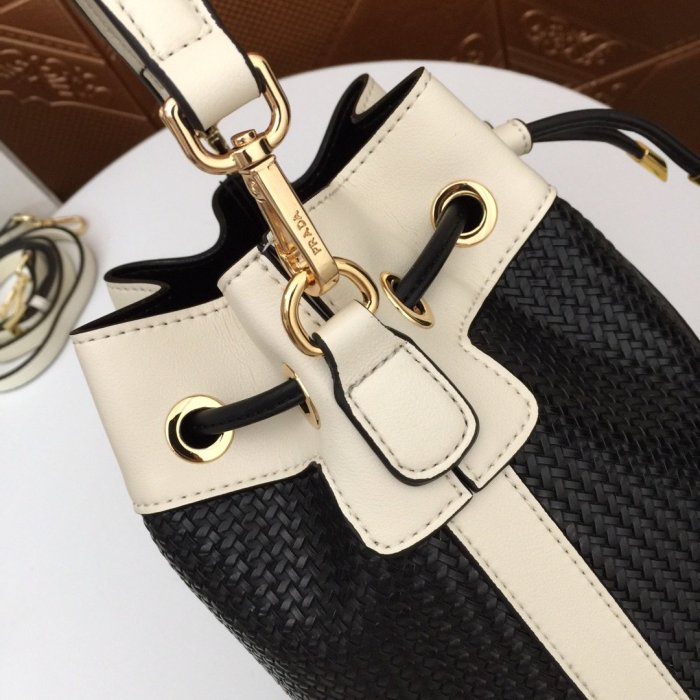 2021SS新作 Prada プラダ レディースハンドバックスーパーコピー