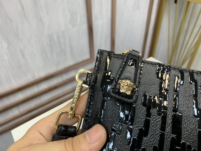 202106SS新作 Versace ヴェルサーチェ メンズ ハンドバック スーパーコピー