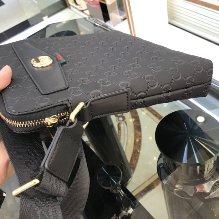 2020SS新作 Gucci グッチ メンズ ショルダーバックスーパーコピー