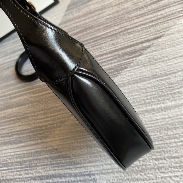 2021SS新作Gucci グッチ レディースショルダーバッグスーパーコピー