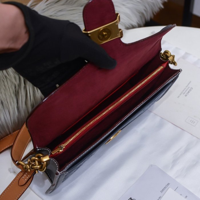 202106SS新作 Coach コーチ レディース ショルダーバッグスーパーコピー