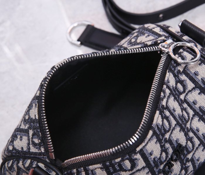 202103SS新作 Dior ディオール メンズ ショルダーバックスーパーコピー