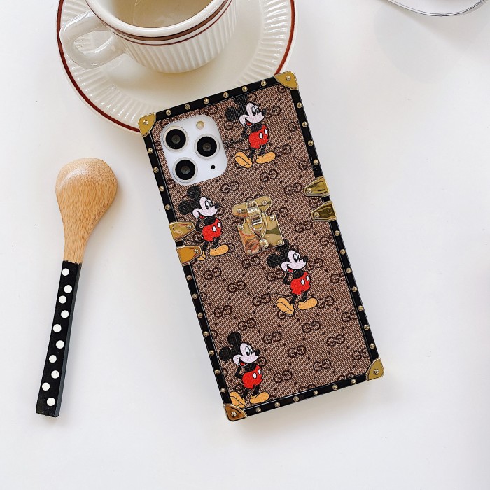 グッチ/Gucci ケース最新全機種11 Pro/11/Xs Max/Xr/XS/iPhone7/7P/8/8P/