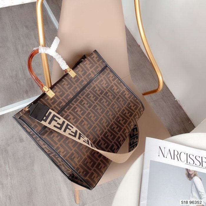 2020SS新作 FENDI フェンディ レディース ハンドバック スーパーコピー