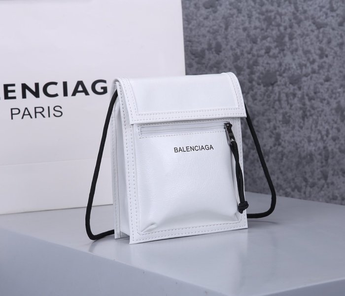 2020SS新作 Balenciaga バレンシアガ メンズ ショルダーバック スーパーコピー