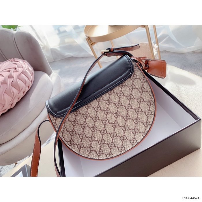 2021SS新作Gucci グッチ レディースショルダーバッグスーパーコピー