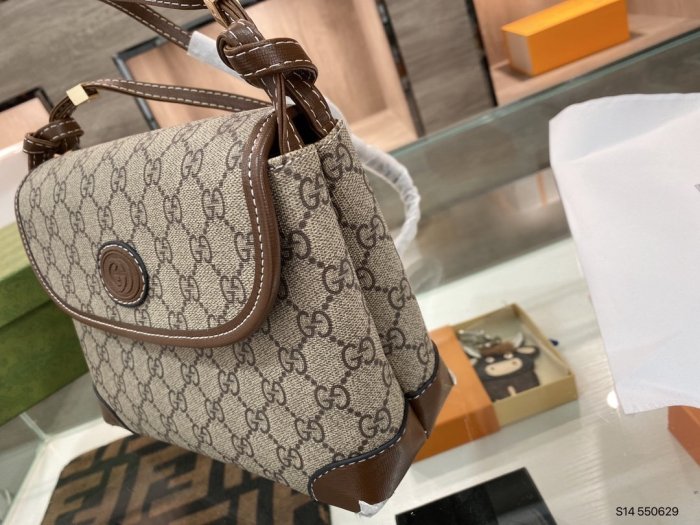 202103SS新作Gucci グッチ レディースショルダーバッグスーパーコピー