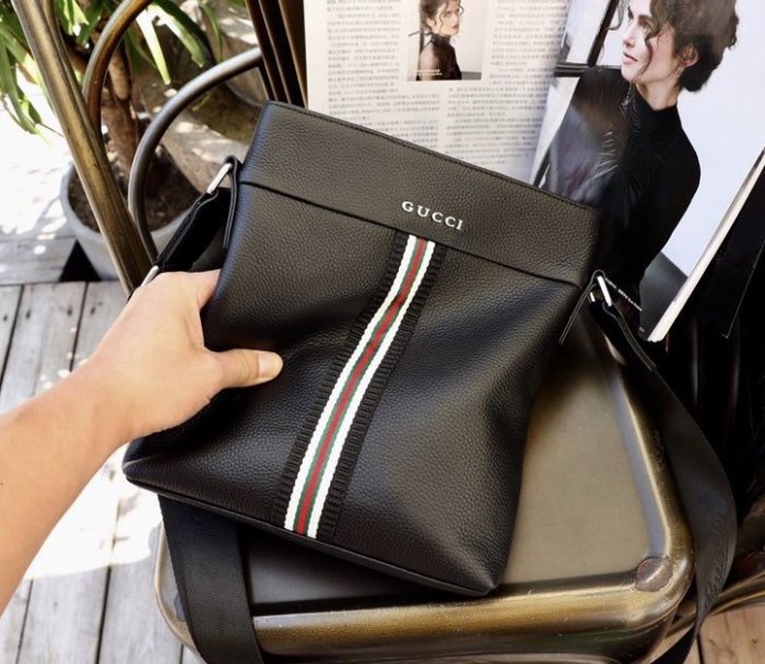2020SS新作 Gucci グッチ メンズ ショルダーバックスーパーコピー