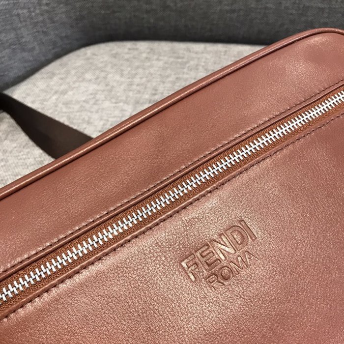 2020SS新作 FENDI フェンディ ショルダーバック スーパーコピー