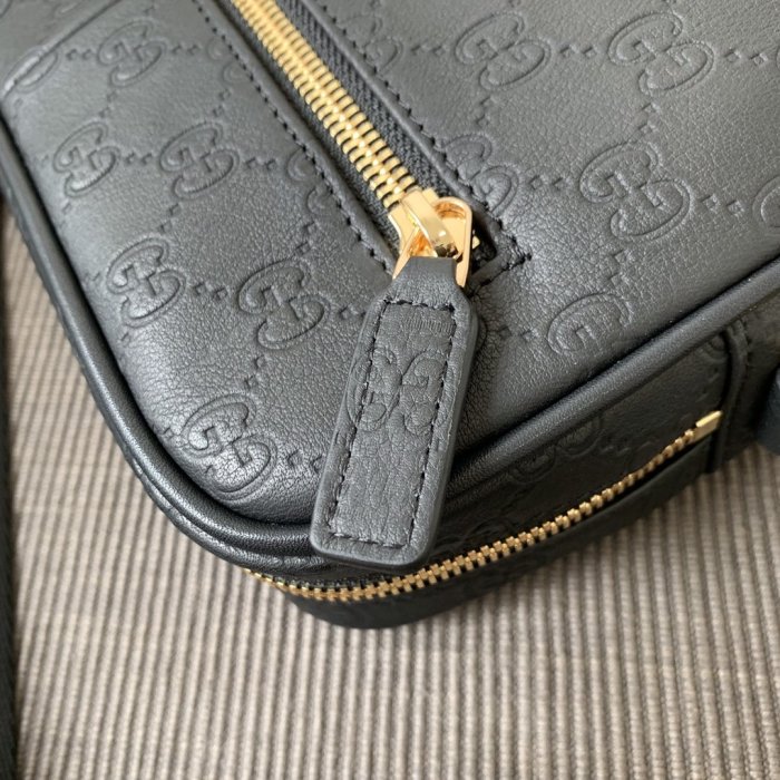 2020SS新作 Gucci グッチ メンズ ショルダーバックスーパーコピー