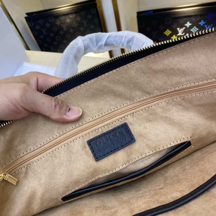202103SS新作 Gucci グッチ メンズ ハンドバックスーパーコピー