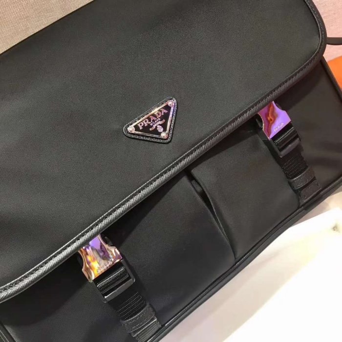 2021SS新作 メンズ Prada プラダショルダーバッグスーパーコピー