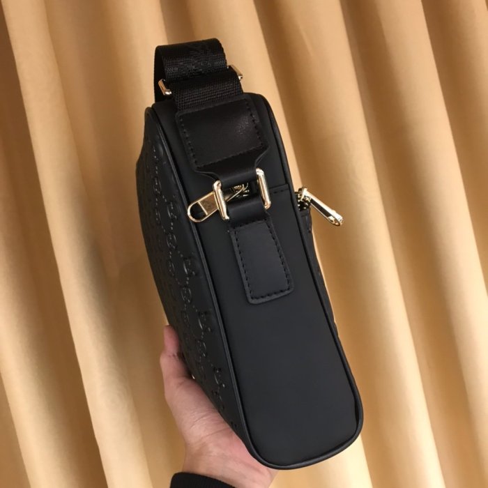 2020SS新作 Gucci グッチ メンズ ショルダーバックスーパーコピー