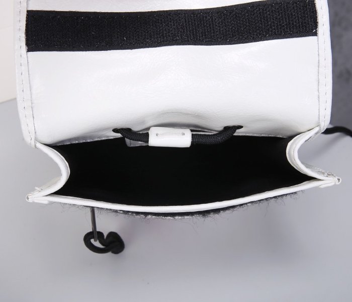 2020SS新作 Balenciaga バレンシアガ メンズ ショルダーバック スーパーコピー
