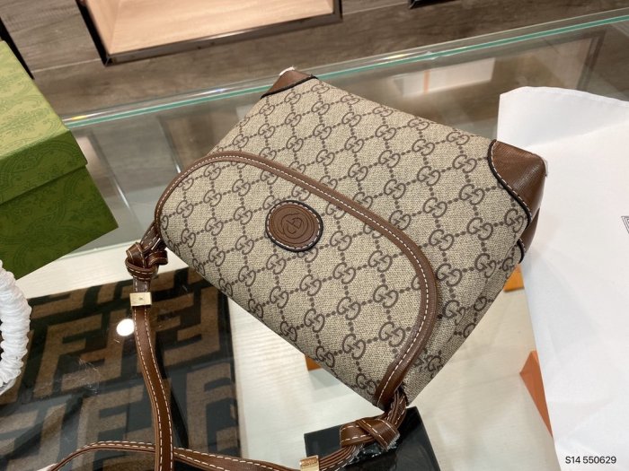 202103SS新作Gucci グッチ レディースショルダーバッグスーパーコピー