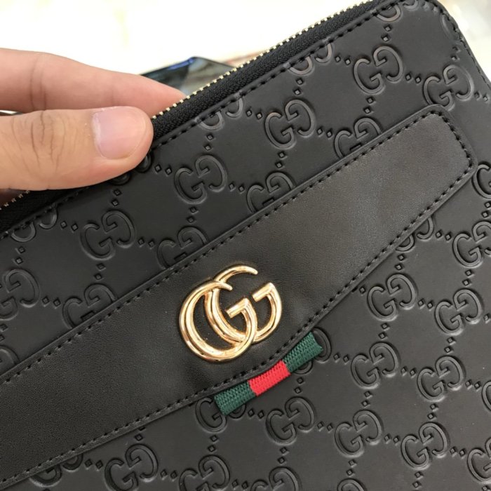 2020SS新作 Gucci グッチ メンズ ショルダーバックスーパーコピー