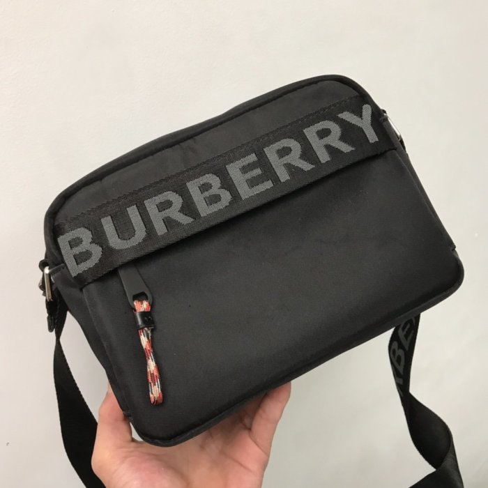 2020SS新作 Burberry バーバリー メンズ ショルダーバック スーパーコピー