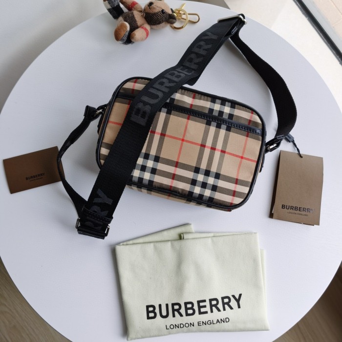 202103SS新作 Burberry バーバリー メンズ ショルダーバック スーパーコピー