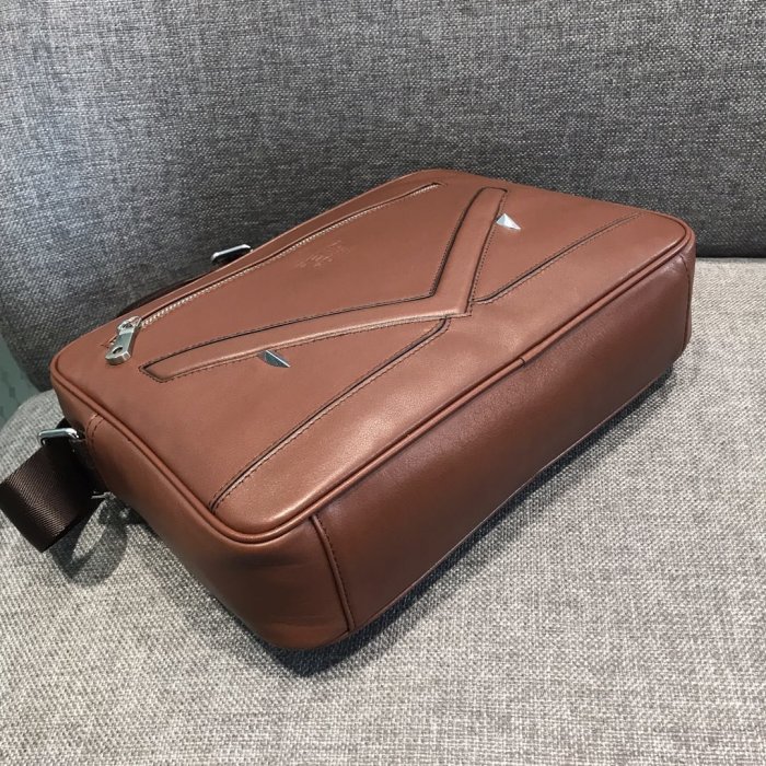 2020SS新作 FENDI フェンディ ショルダーバック スーパーコピー