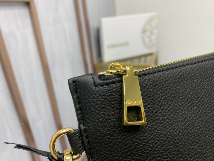 202106SS新作 Versace ヴェルサーチェ メンズ ハンドバック スーパーコピー
