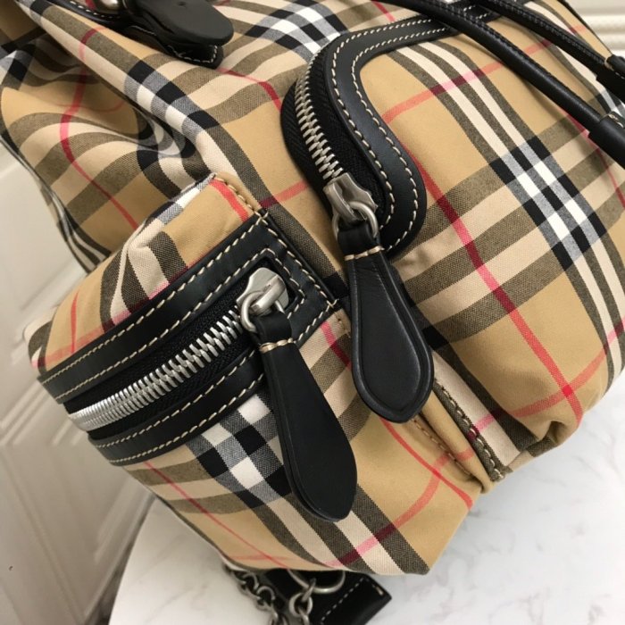 202103SS新作 Burberry バーバリー メンズリュックバックスーパーコピー