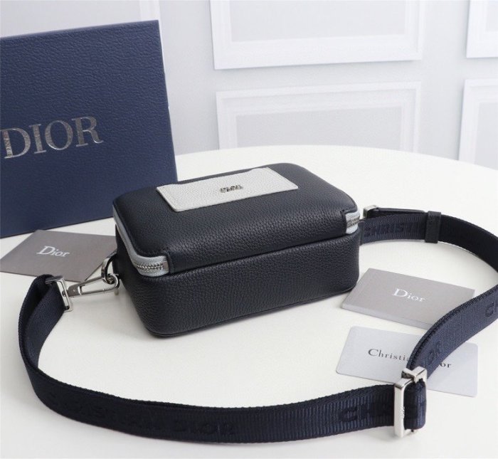 2021SS新作 Dior ディオール メンズ ショルダーバック スーパーコピー