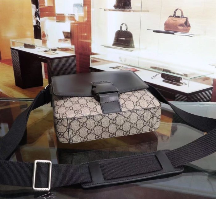 2020SS新作 Gucci グッチ メンズ ショルダーバックスーパーコピー